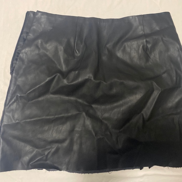 Black Skirt - Picture 2 of 2